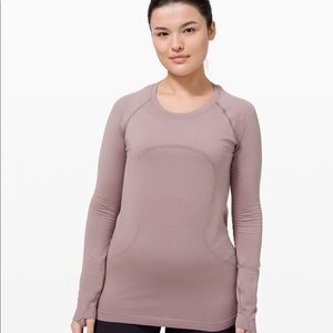 NEW WITH TAGS! Lululemon swiftly long sleeve